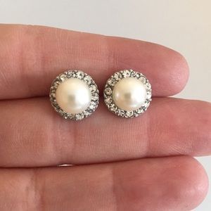Jewelry - Faux diamond and pearl earrings. Jewelry - Faux diamond and pearl earrings.